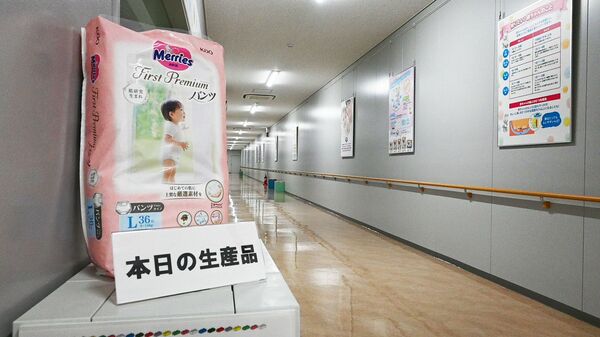 「ファーストプレミアム」の製造ラインの見学ゾーン