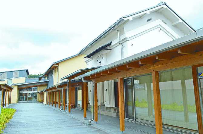 街並みに溶け込むような外観