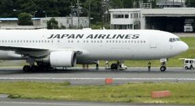 パンク日航機、異常な振動