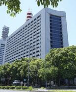 池袋で８００万円強盗被害か