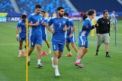 イラン代表、ビザ問題で「動揺」
