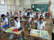 新聞の役割学ぶ／佐野市三好小
