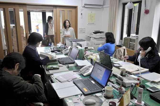 NPOと市が協働して従事する日光市家庭児童相談室。子どもへの手厚い支援の最前線だ=4月下旬、日光市