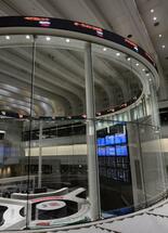 東証続伸、終値は３４２円高