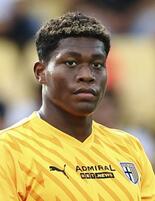 パルマ、GK鈴木彩艶はフル出場