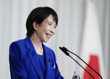 経済優先、赤字国債を容認
