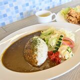 ５時間煮込んでうまみ凝縮　特製カレーライス　カフェキッチンあめ（栃木）