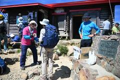 携帯トイレ持参 登山客に訴える