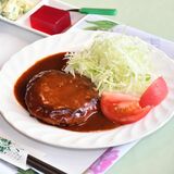 愛情たっぷり母の味　手作りハンバーグセット　コーヒー＆軽食 のぎく（大田原）