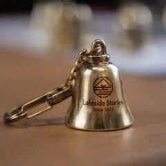 中禅寺湖に沈むルアーを「熊鈴」に再生　聖地守るクラウドファンディング、目標1500万円