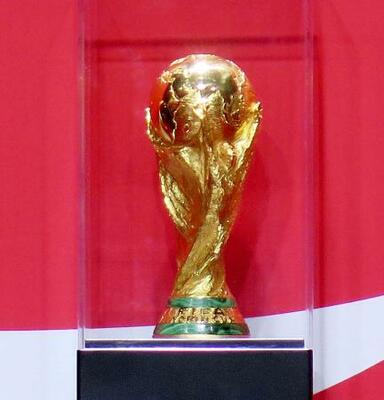 サッカーW杯優勝トロフィー