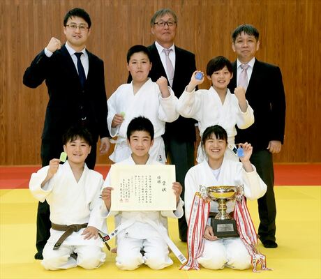 優勝のくろいそスポーツ少年団