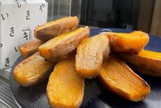 サツマイモの魅力発信　焼き芋、干し芋直売所開店　佐野の東京フード