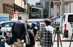 仙台中心部のクマ、麻酔銃命中か