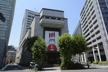 日経平均株価、初の７万円超