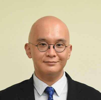 塚原和広氏