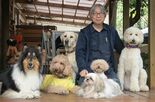 知ってる？セラピー犬　鹿沼に全国でも珍しいカフェ　癒やし求めて年間６千…
