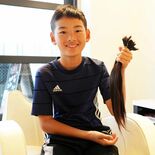 栃木・千塚小の川上君　ヘアドネに協力、２年半　断髪で31センチ４束提供