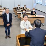下野写真協会総会で紙上コンテスト年間賞表彰　古市さんのギャラリートークも