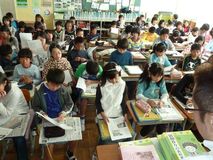 楽しくスクラップ学習　宇都宮市岡本北小