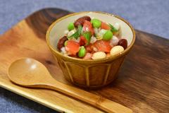 トマトとミックスビーンズのマリネ