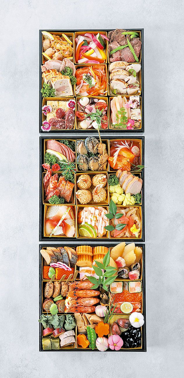「和」「洋」「中」と変化に富んだ味わいを楽しめる特別三段重「華」