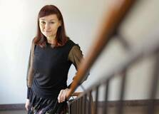 失われた女性たちの声を