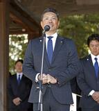 12球団あすキャンプイン