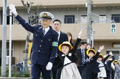 新１年生、総監に交通ルール学ぶ