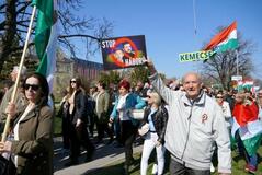 ハンガリーで総選挙前集会