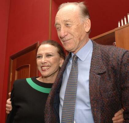 モスクワで式典に参加したマイヤ・プリセツカヤさん(左)と夫のロディオン・シチェドリンさん=2006年11月(タス=共同)