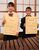 マリンバの全国コンクールで金賞に輝いた坂本さん（左）と大橋さん