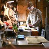 多世代の笑い声響く憩いの場　宇都宮の飲食店「古舎」店主　自由な生き方に憧れて