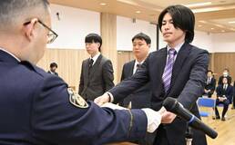 優良勤労青少年と育成功労者を表彰