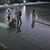 極寒の中で行われた天然氷の切り出し