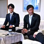 開幕戦「県民に勇気を」　栃木ＧＢ、寺内監督ら知事表敬　電動車いす寄贈も
