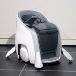ホンダ、体重移動で電動車を操作