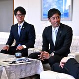 開幕戦「県民に勇気を」　栃木ＧＢ、寺内監督ら知事表敬　電動車いす寄贈も