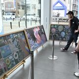 「大切なもの」テーマに黒板アート　小山で展示会スタート　中学生らの力作展示