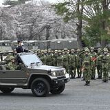 宇都宮駐屯地で観閲行進　模擬戦闘も披露　創立74周年記念行事に5200人超が来場