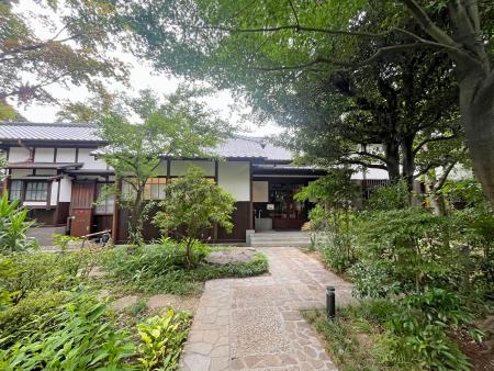 　荻外荘＝東京都杉並区