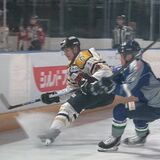 バックス痛恨2連敗 東北に2-3 第3ピリオドで2失点、逆転許す