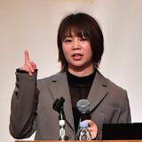 「努力は無駄にならない」　五輪金メダリスト高木菜那さん、宇都宮で講演