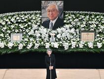 渡辺元知事「お別れ会」