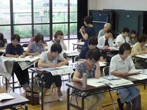 佐野市旗川地区公民館／新聞の役割学ぶ