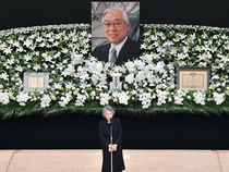 渡辺元知事「お別れ会」