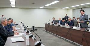 厚労相、医療団体に冷静対応要請