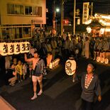 柔らかな明かりに華やぐ　芳賀で祇園祭　５年ぶりに提灯の伝統行事