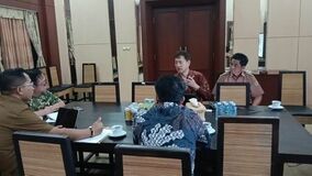 中部カリマンタン・カティンガン県、乾燥した泥炭地での稲作を推進。日本との環境協業にも前向き。