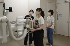 医療の仕事 中学生が体験